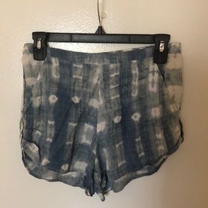 Billabong linen shorts